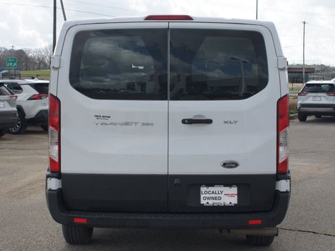 Used 2021 Ford Transit 350 XLT image 3