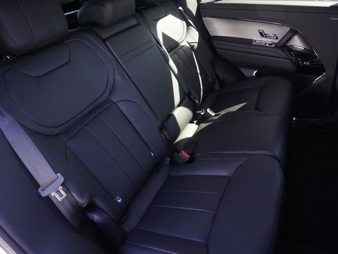 New 2025 Land Rover Range Rover Sport SE image 27