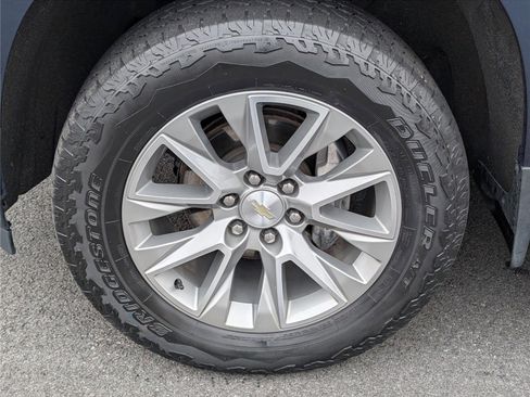 Used 2019 Chevrolet Silverado 1500 High Country w/ Technology Package image 11