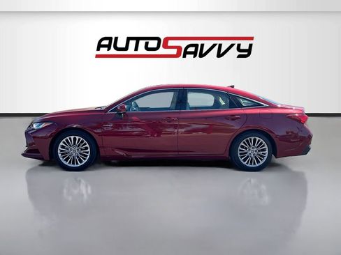 Used 2020 Toyota Avalon Limited w/ Advanced Safety Package FWD image 4