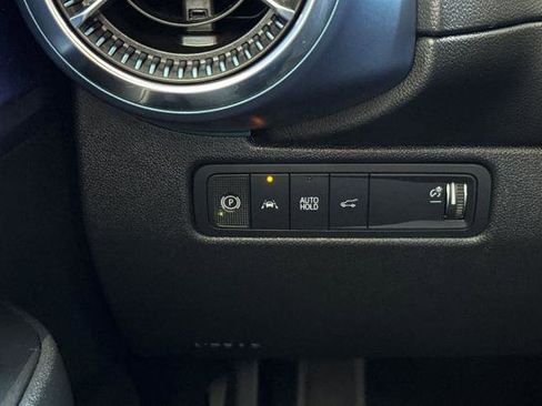 Used 2026 Chevrolet Equinox EV LT FWD image 39