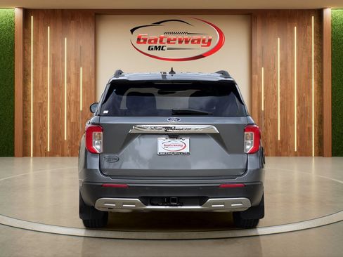 Used 2024 Ford Explorer XLT w/ Equipment Group 202A AWD/4WD image 6