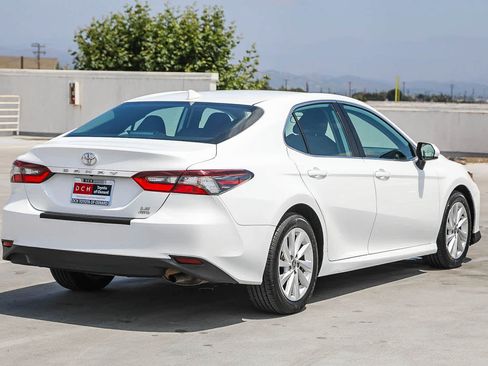 Certified 2022 Toyota Camry LE AWD/4WD image 6