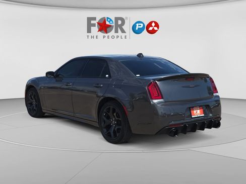 Used 2022 Chrysler 300 S RWD image 3