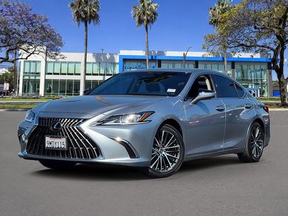 Used 2024 Lexus ES 350 w/ Premium Package