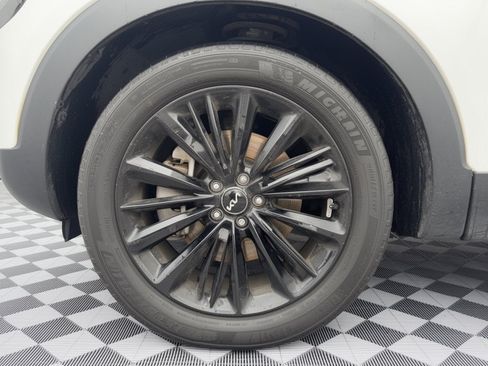 Used 2022 Kia Telluride SX w/ SX Prestige Package AWD/4WD image 13