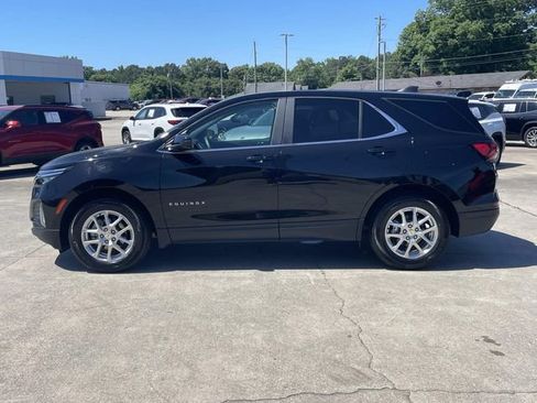 Used 2024 Chevrolet Equinox LT w/ LPO, Floor Liner Package FWD image 2