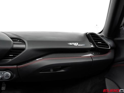 Used 2018 Ferrari 488 Spider RWD image 39
