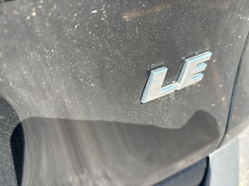 Used 2023 Toyota RAV4 LE FWD image 15