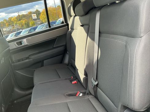 New 2026 Hyundai Santa Fe SE image 14