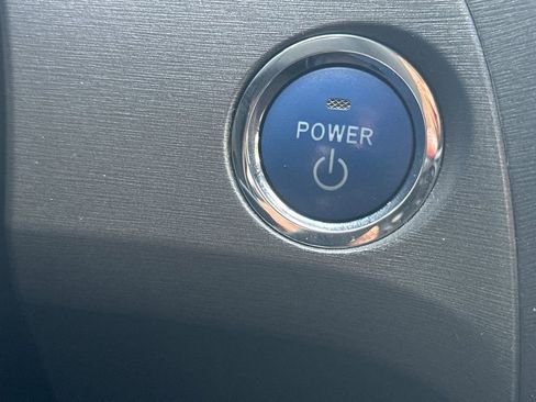 Used 2012 Toyota Prius Prime image 21