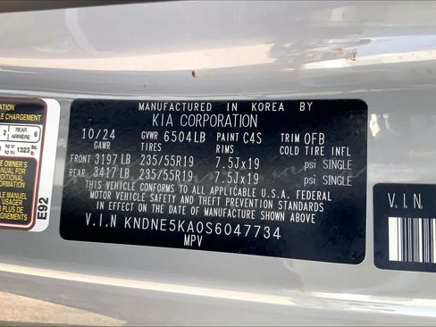 Used 2025 Kia Carnival SX Prestige FWD image 31