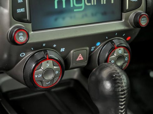 Used 2014 Chevrolet Camaro LT RWD image 23