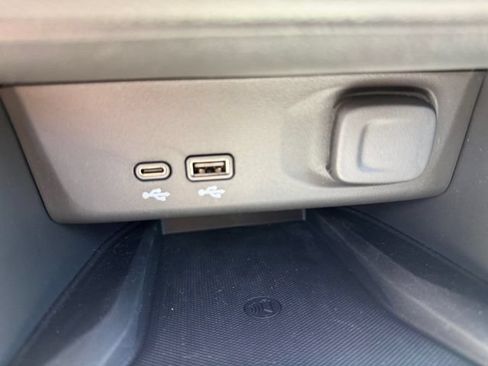 Used 2026 Buick Envista Preferred w/ Convenience I Package FWD image 6
