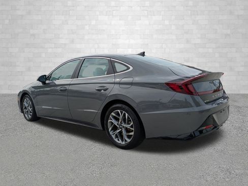 Certified 2023 Hyundai Sonata SEL w/ Convenience Package FWD image 4
