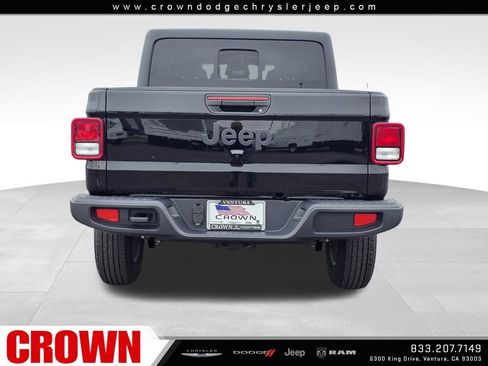 New 2026 Jeep Gladiator Sport AWD/4WD image 6