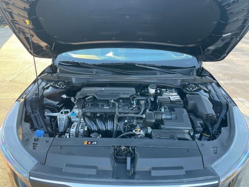 Used 2025 Kia K4 LXS image 34