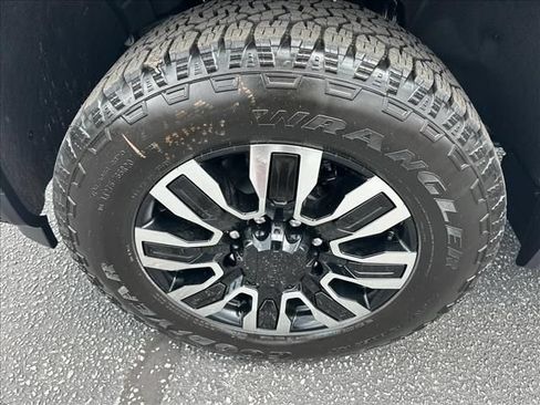 New 2026 GMC Sierra 2500 Denali Ultimate AWD/4WD image 18