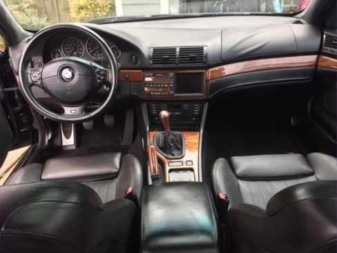 Used 2000 BMW M5 image 3