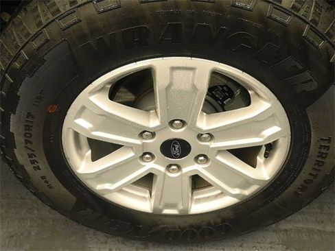 New 2025 Ford Ranger XL image 9