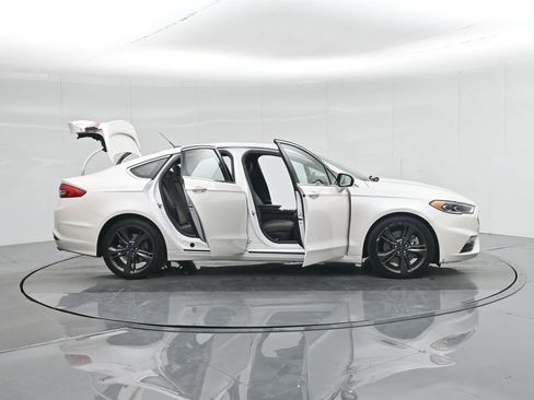 Used 2017 Ford Fusion Sport w/ Equipment Group 401A image 4