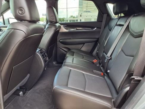 Used 2023 Cadillac XT5 Premium Luxury FWD image 5