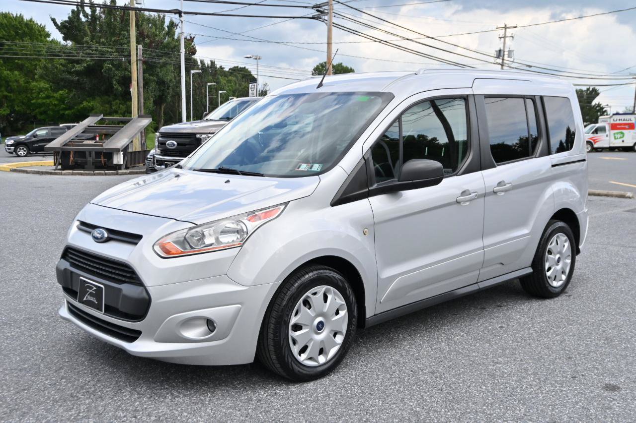 Used 2017 Ford Transit Connect XLT FWD image 7