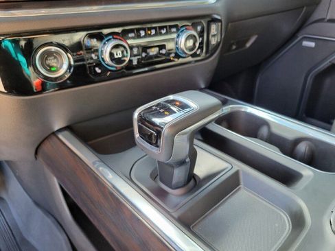 Used 2023 GMC Sierra 1500 SLT w/ SLT Premium Package image 23