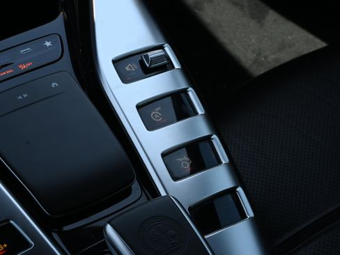 Used 2021 Mercedes-Benz AMG GT 53 image 20