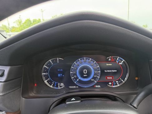 Used 2017 Cadillac Escalade Luxury RWD image 34