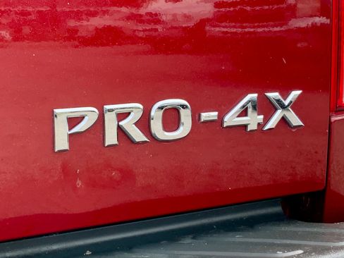 Used 2020 Nissan Frontier PRO-4X w/ Pro-4x Utility Package AWD/4WD image 19