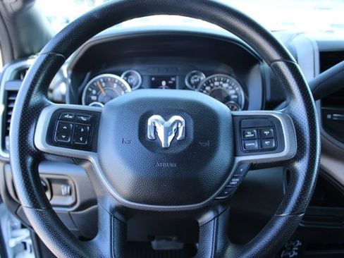 New 2022 RAM 5500 Tradesman image 27