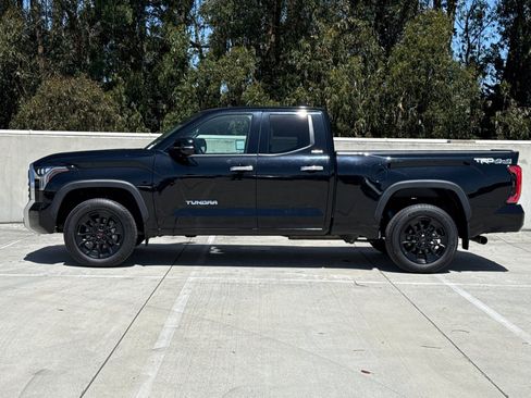 Used 2022 Toyota Tundra Limited w/ TRD Off-Road Package AWD/4WD image 2