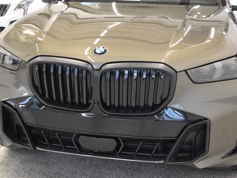 New 2026 BMW X5 xDrive40i w/ M Sport Package AWD/4WD image 14