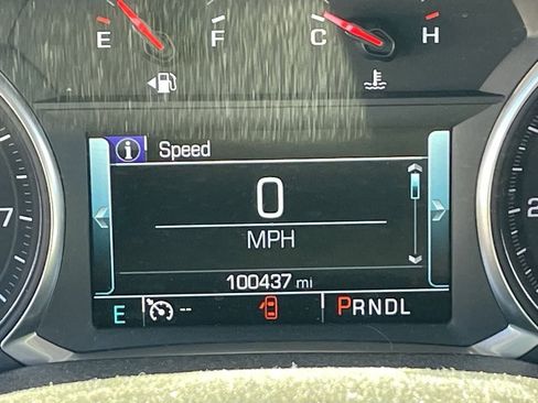 Used 2019 GMC Acadia SLT image 9