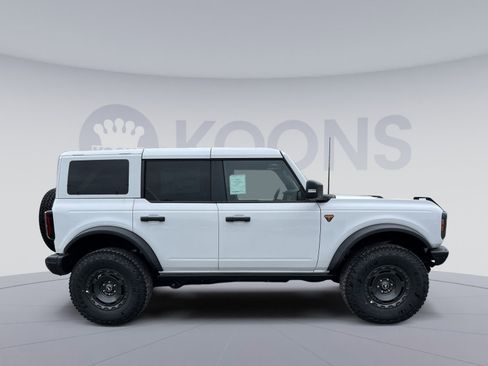 New 2025 Ford Bronco Badlands image 8