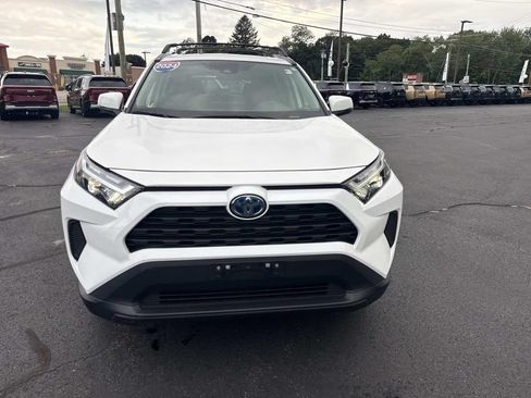 Used 2024 Toyota RAV4 XLE w/ Convenience Package AWD/4WD image 12