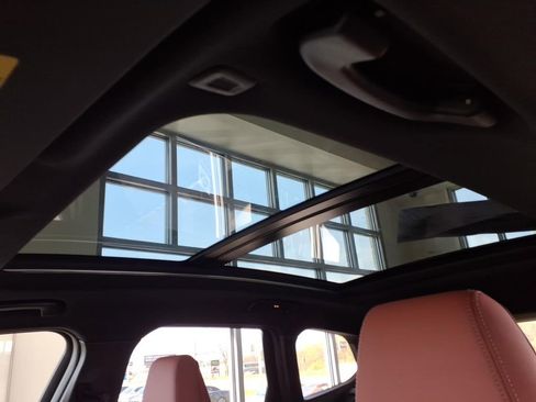 New 2026 BMW X1 xDrive28i image 10