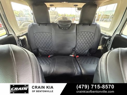 Used 2018 Jeep Wrangler Unlimited Sport AWD/4WD image 28
