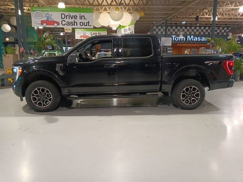 Used 2023 Ford F150 XLT w/ Equipment Group 302A High AWD/4WD image 10