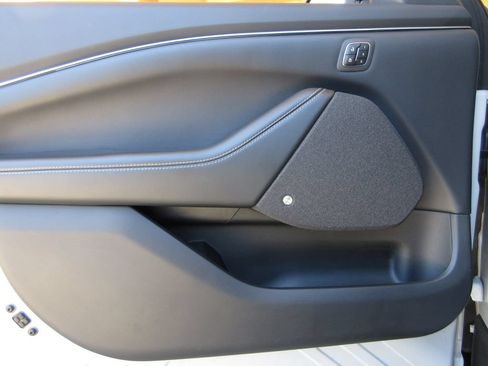 Certified 2023 Ford Mustang Mach-E Premium RWD image 9