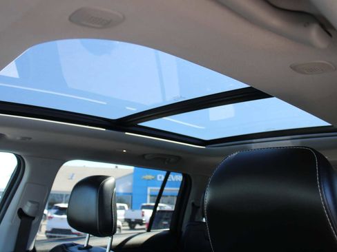 Used 2022 Jeep Grand Cherokee L Limited image 6