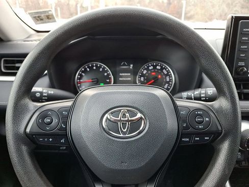 Certified 2022 Toyota RAV4 XLE image 18