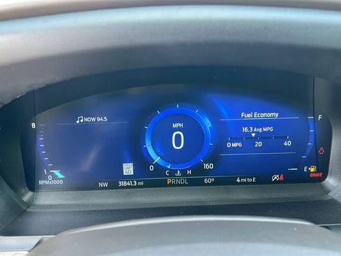 Used 2023 Ford Explorer Platinum w/ Technology Package AWD/4WD image 16