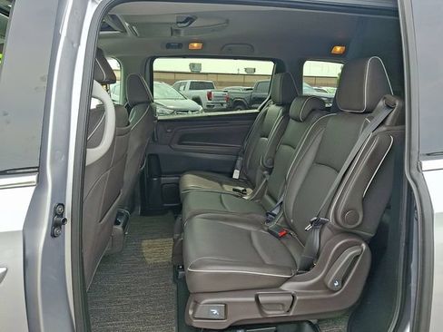 Used 2022 Honda Odyssey Elite image 10