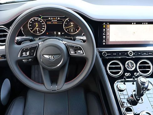 Used 2024 Bentley Continental GT V8 AWD/4WD image 20