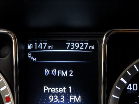 Used 2017 Nissan Titan SL AWD/4WD image 19