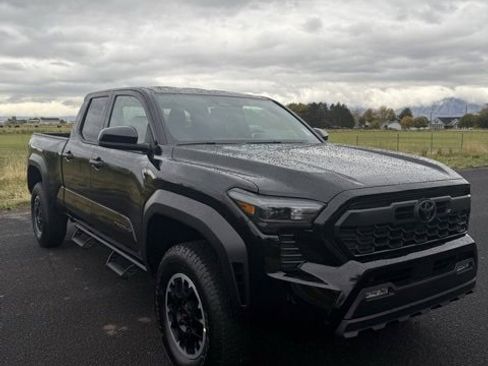 New 2025 Toyota Tacoma TRD Off-Road image 4