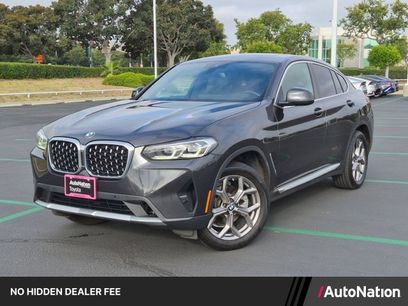 Used 2022 BMW X4 xDrive30i w/ Premium Package 2