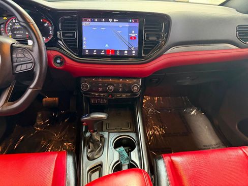 Used 2022 Dodge Durango R/T w/ Blacktop Package AWD/4WD image 38